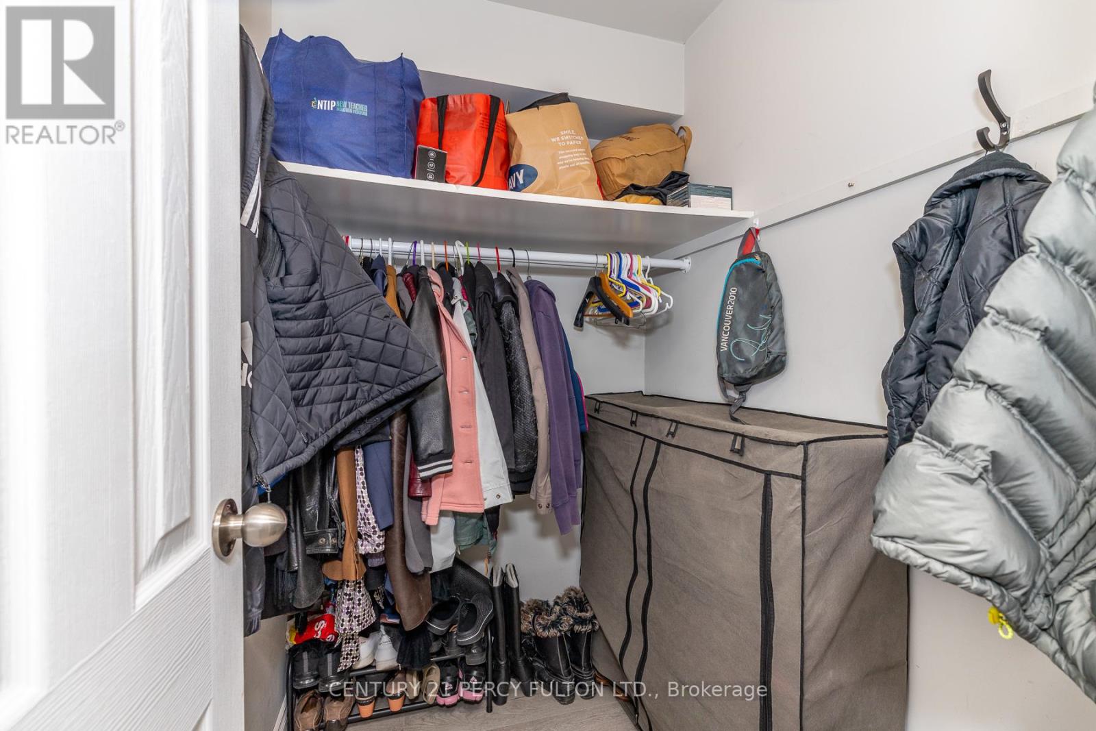 #4 1415 FIELDLIGHT BOULEVARD - 6