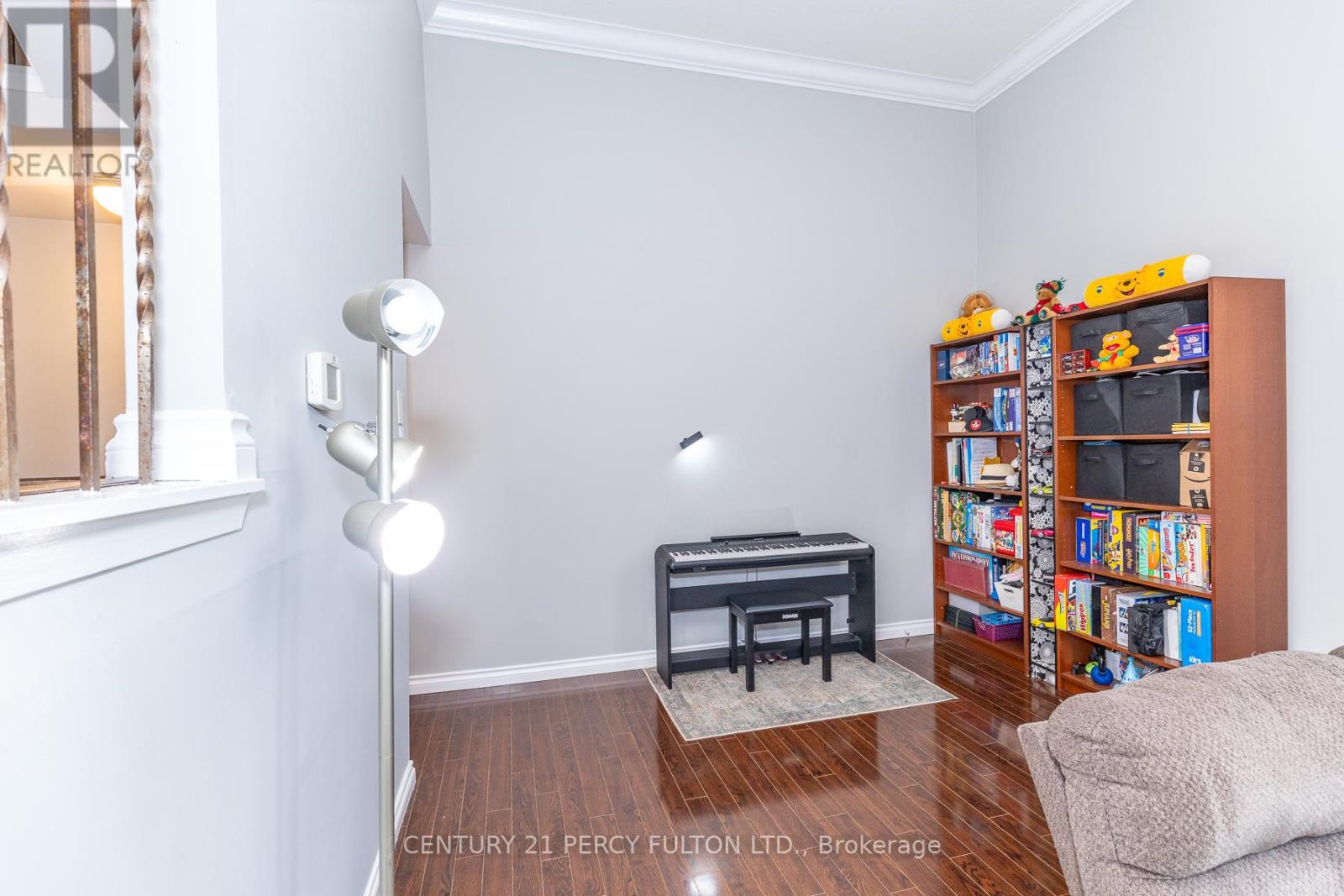 #4 1415 FIELDLIGHT BOULEVARD - 9