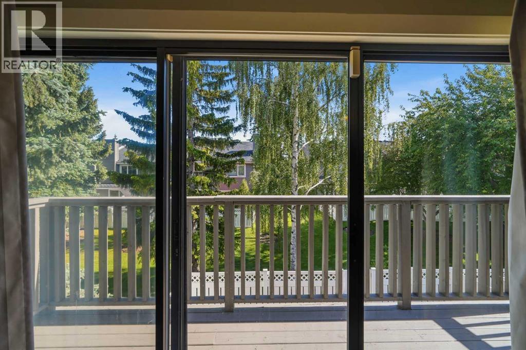16 Wood Crescent SW — photo 18