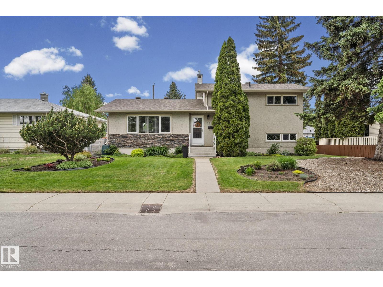 9326 158 ST NW - photo 2