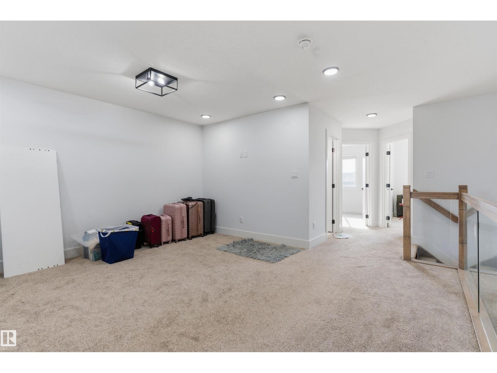 4373 37 ST - 13
