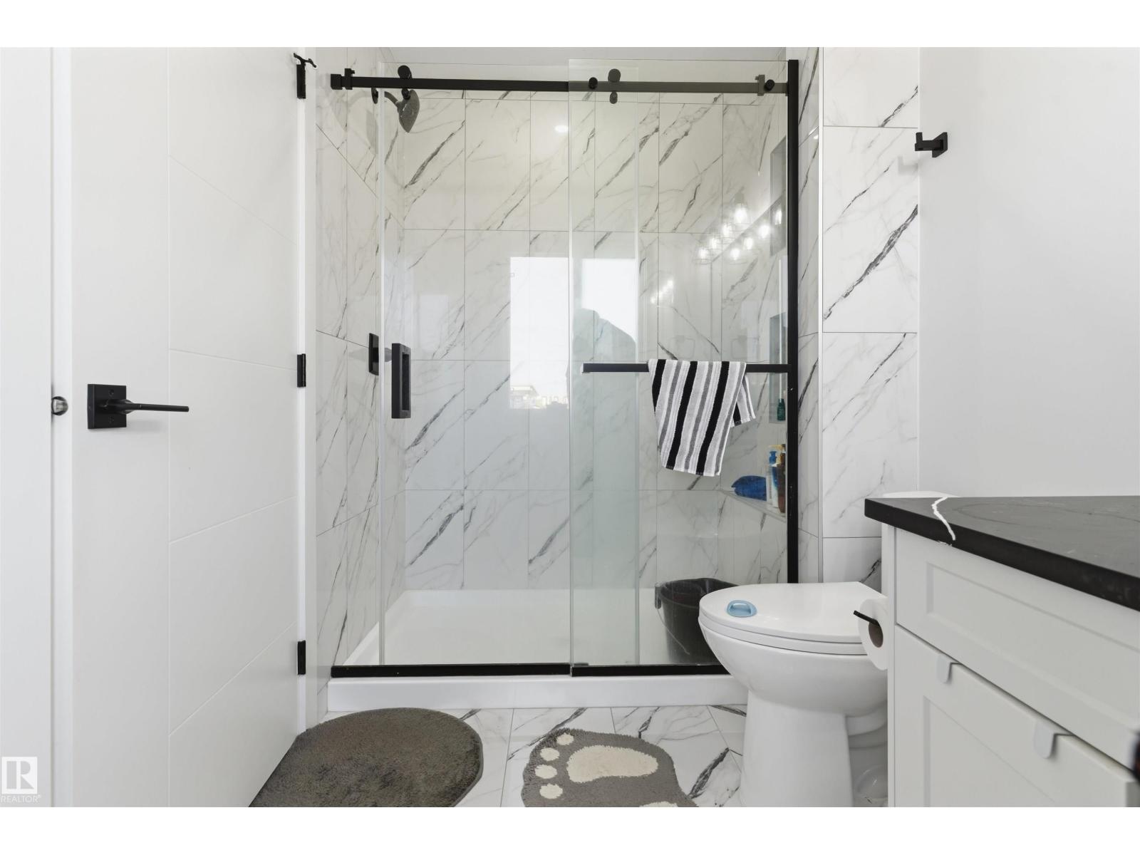 4373 37 ST - 23