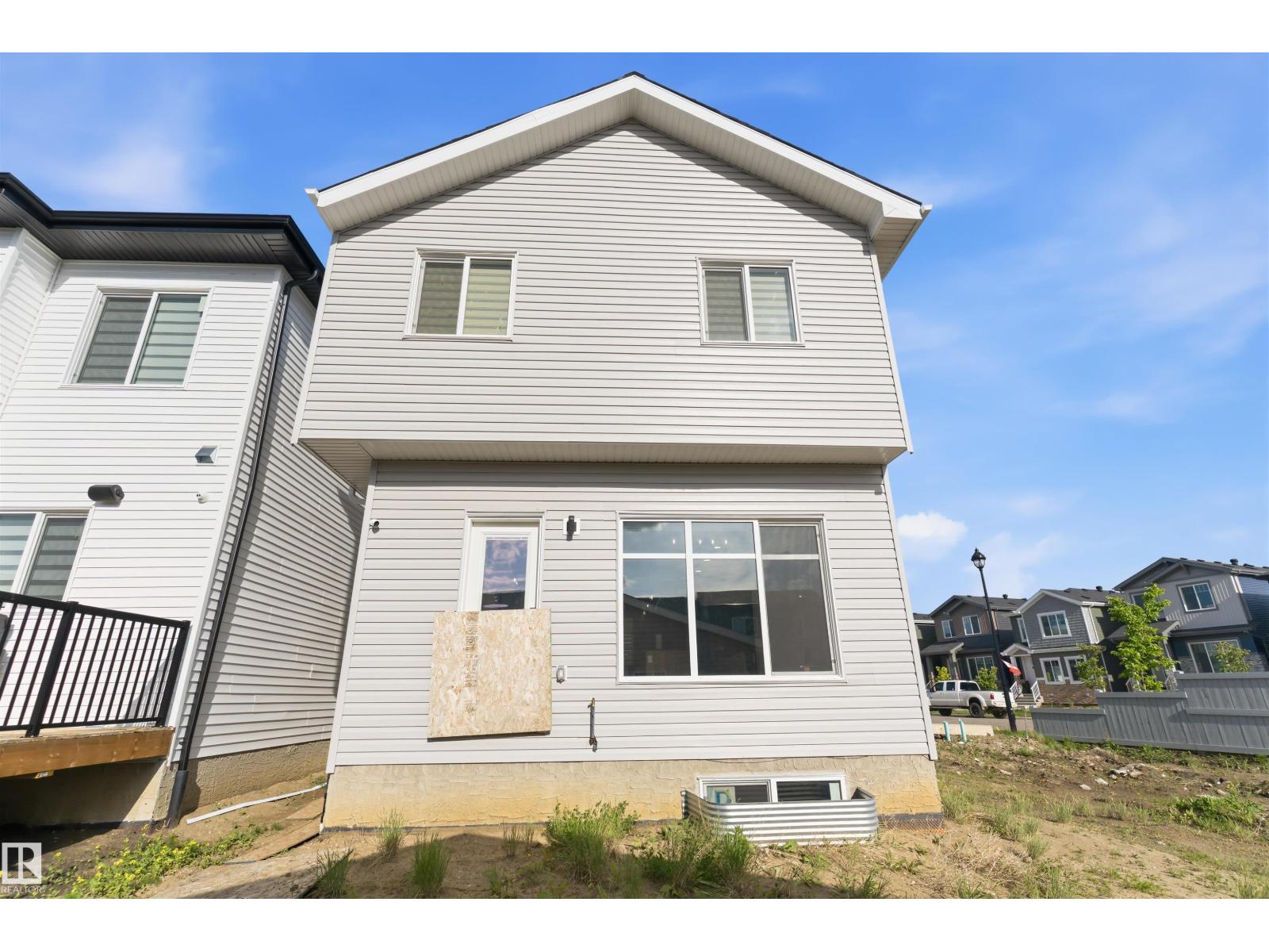 4373 37 ST - 29