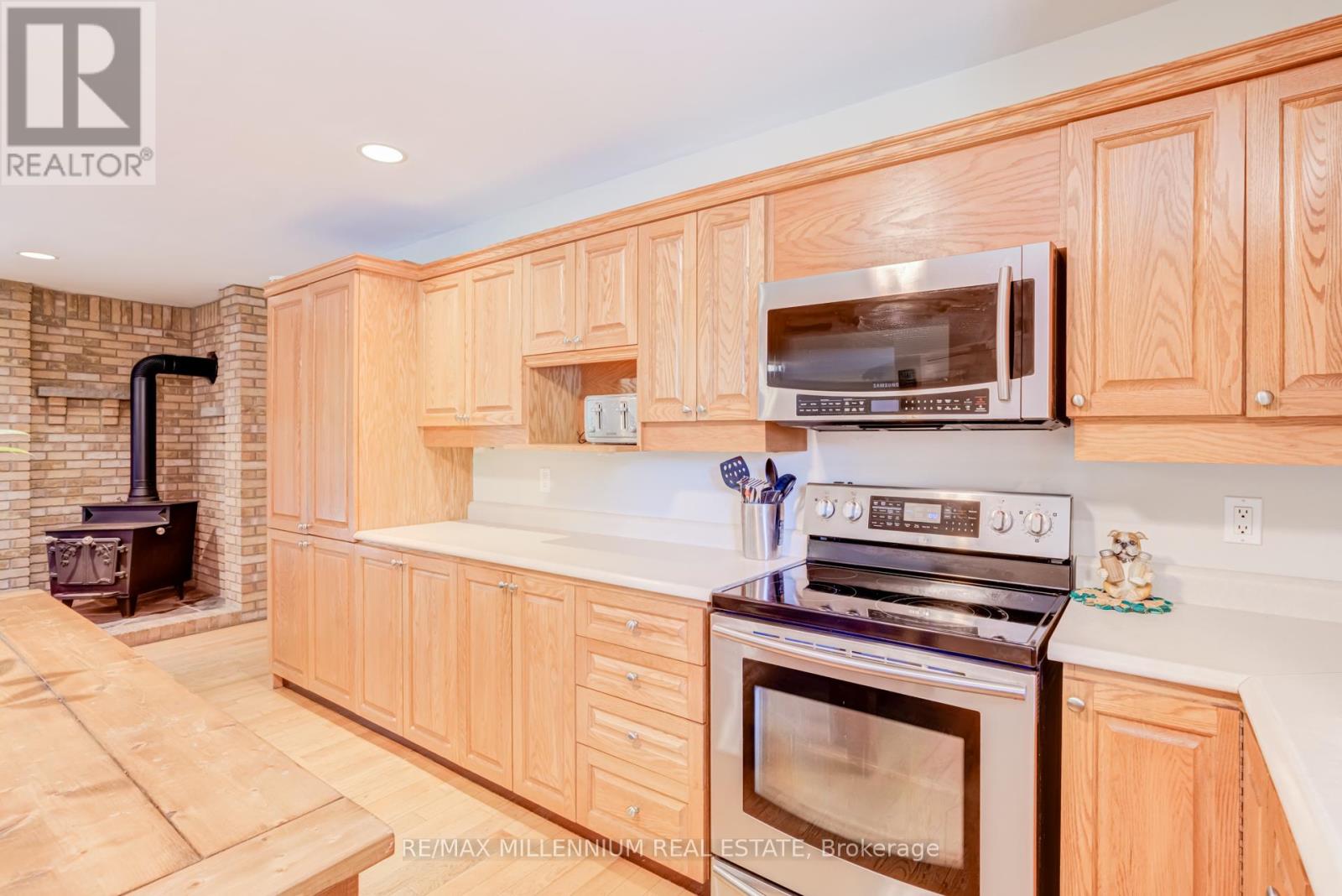6072 5TH SIDE ROAD - 15