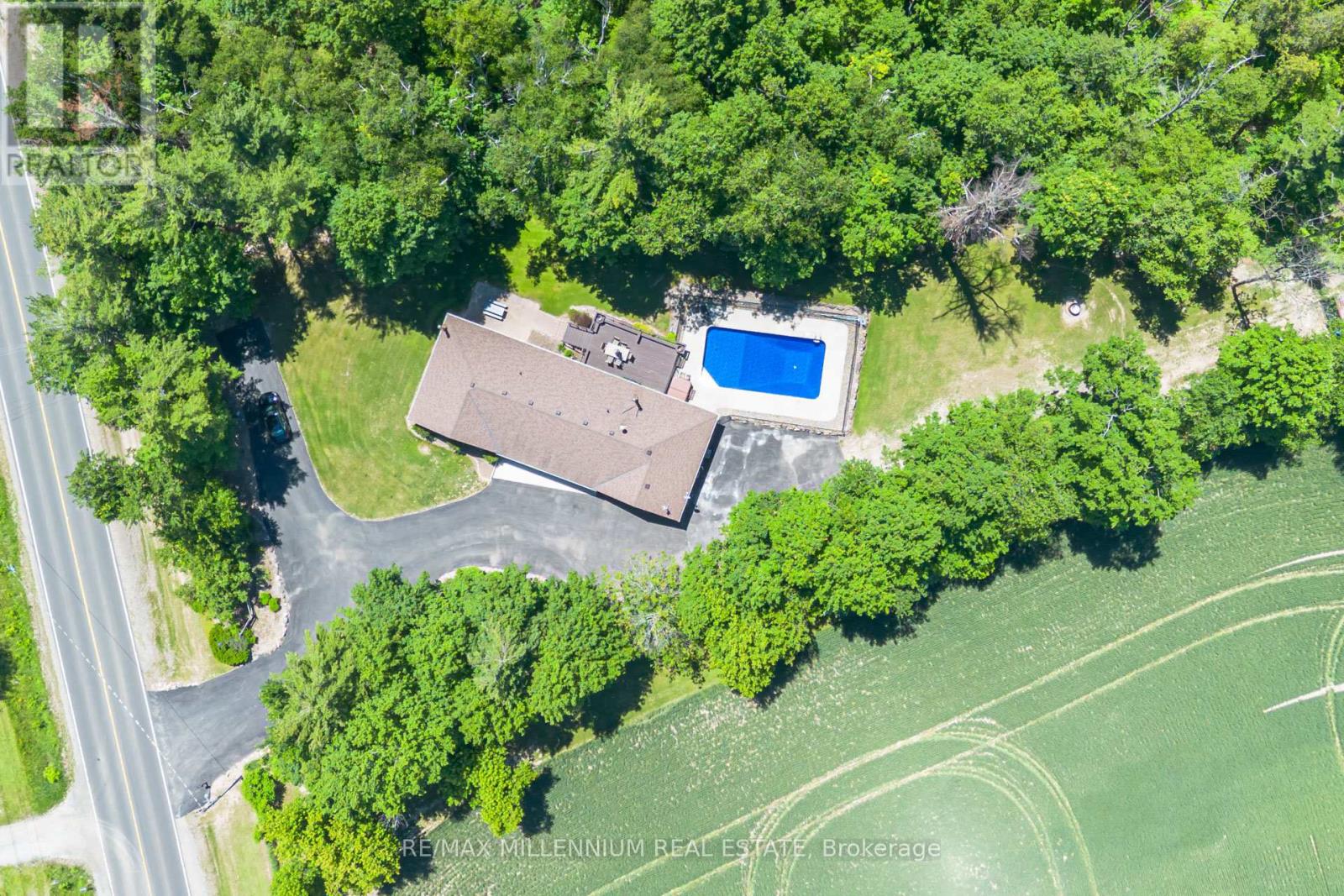 6072 5TH SIDE ROAD - 50