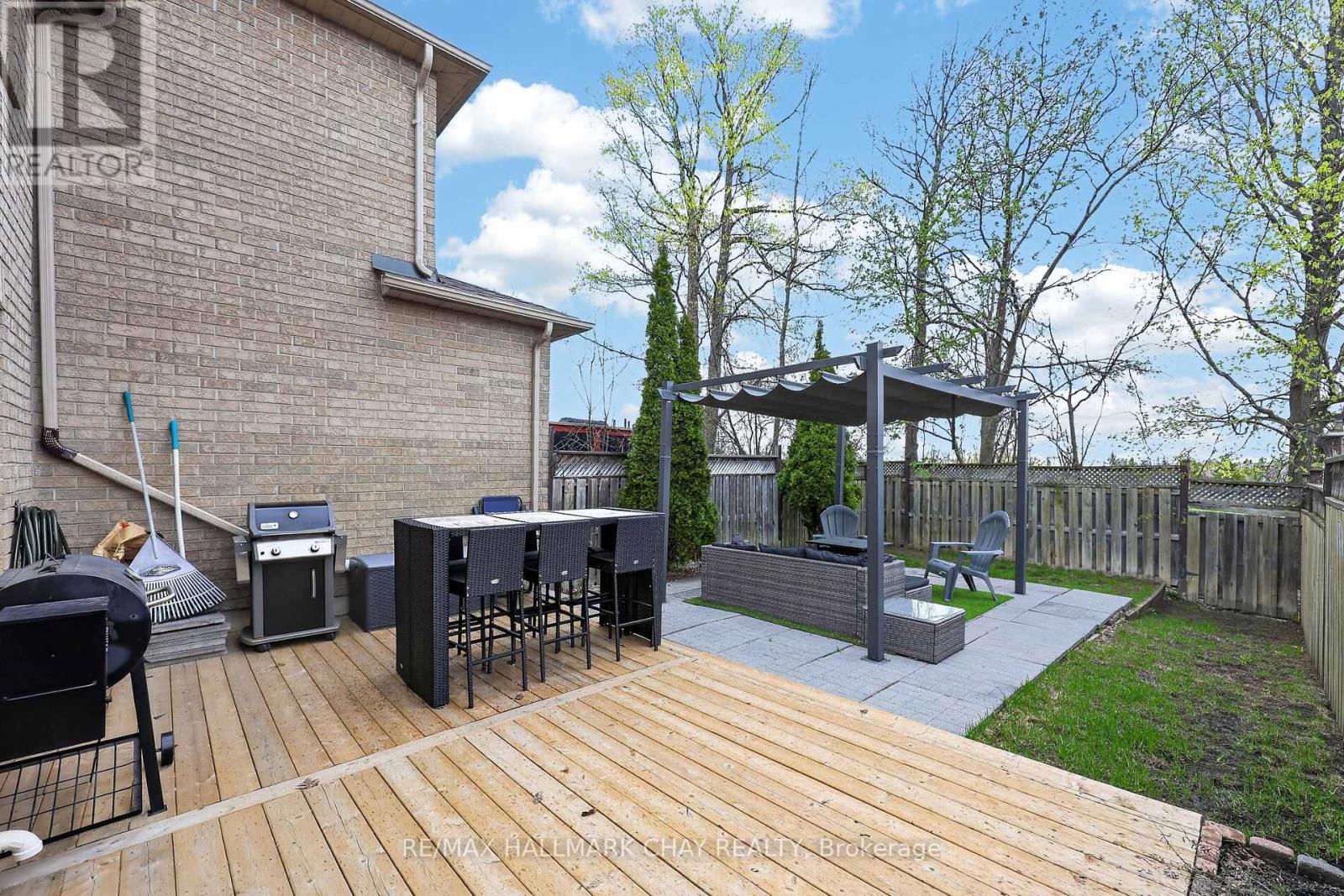 2057 OSBOND ROAD - 31