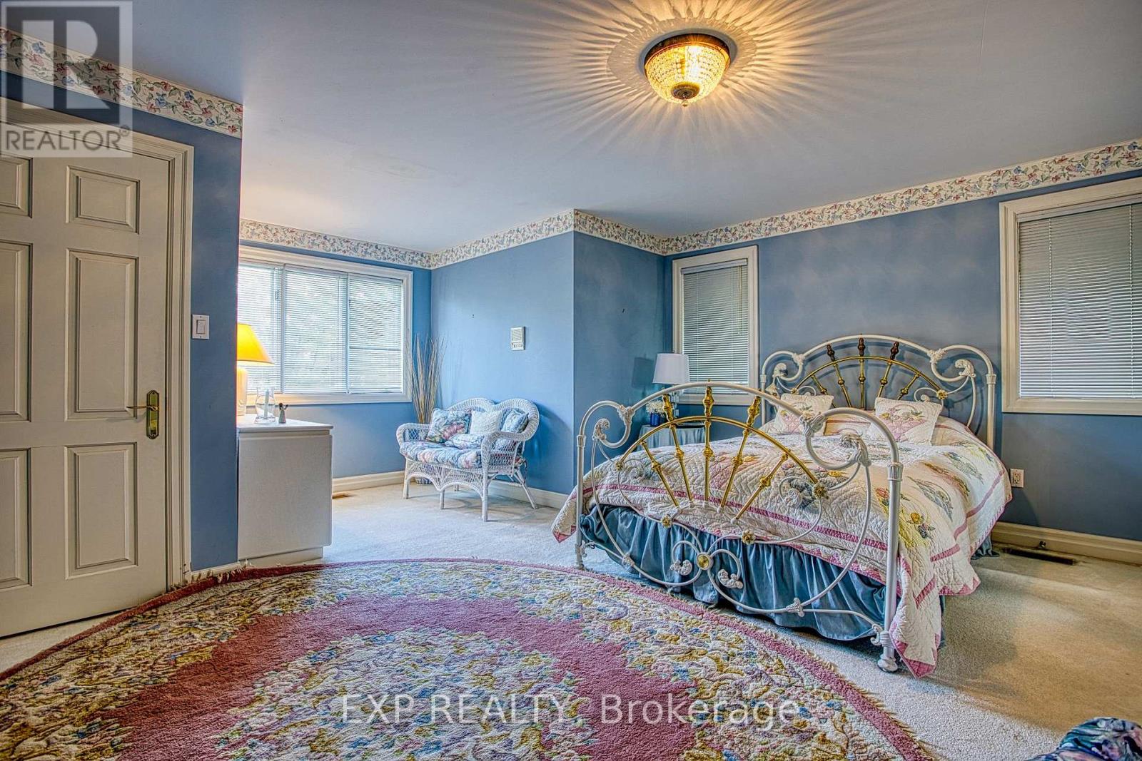 22 BURT COURT - 26