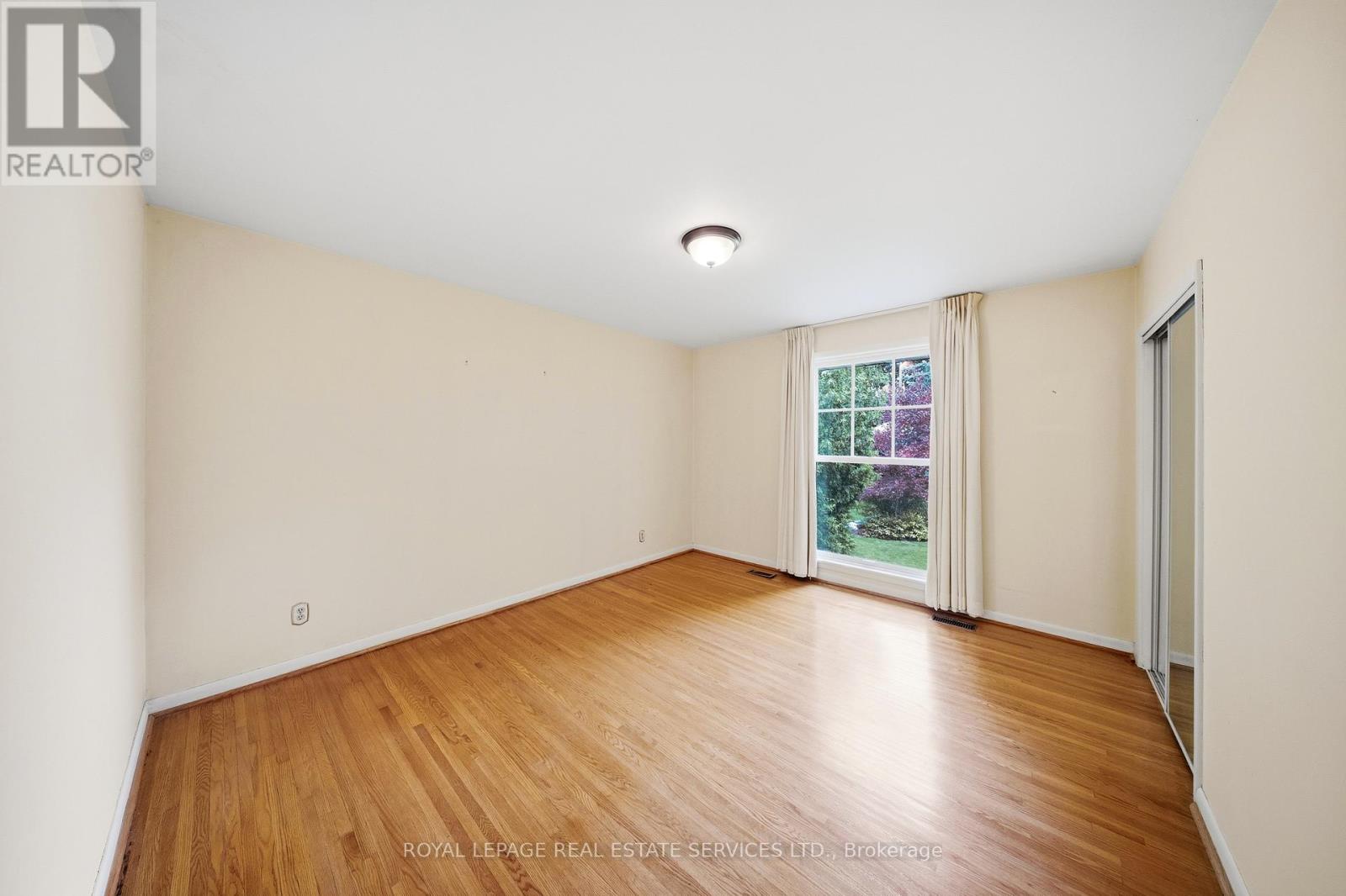 28 BEMERSYDE DRIVE - 18