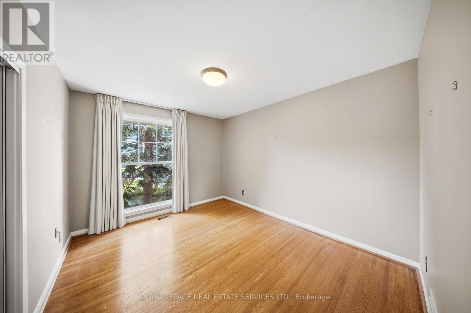 28 BEMERSYDE DRIVE - 20