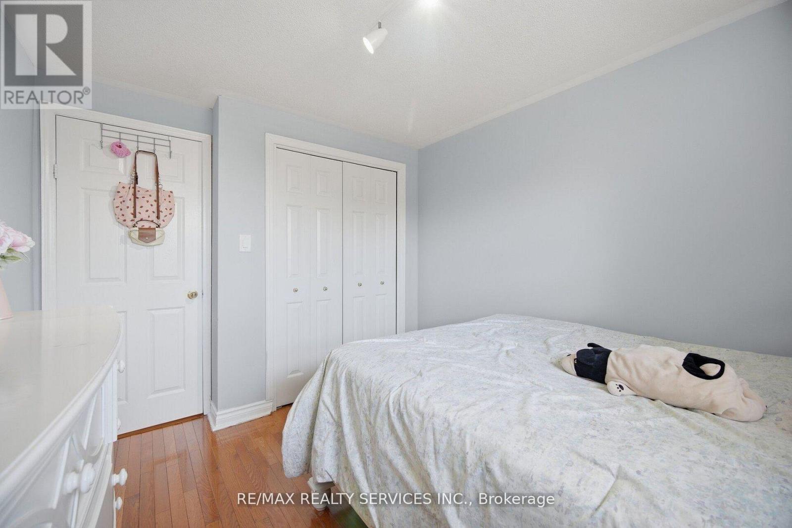 68 ELGIN DRIVE - 25