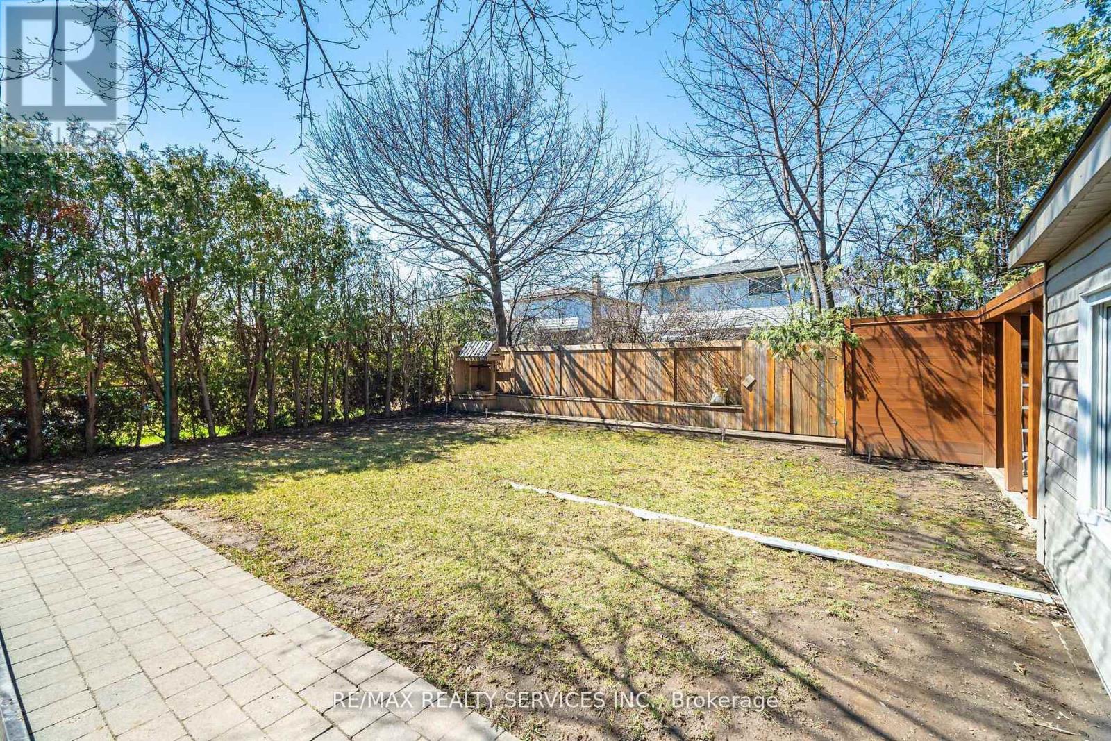 68 ELGIN DRIVE - 47