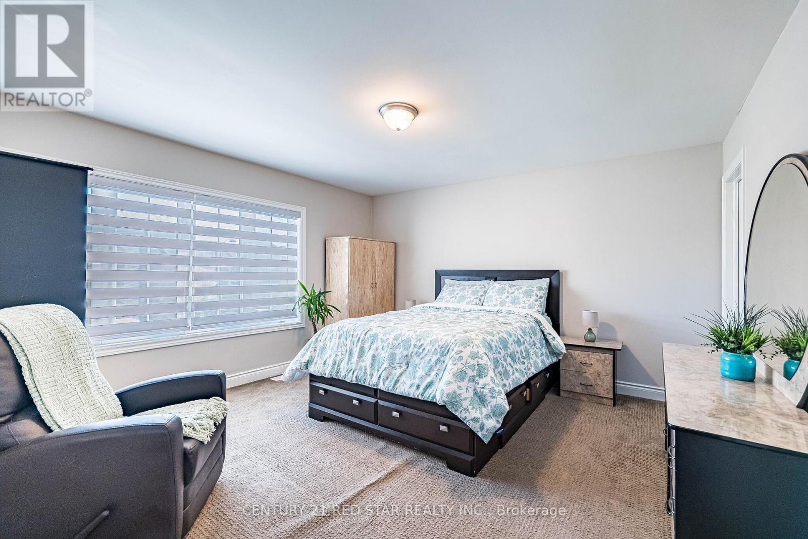 48 MORRA AVENUE - 24