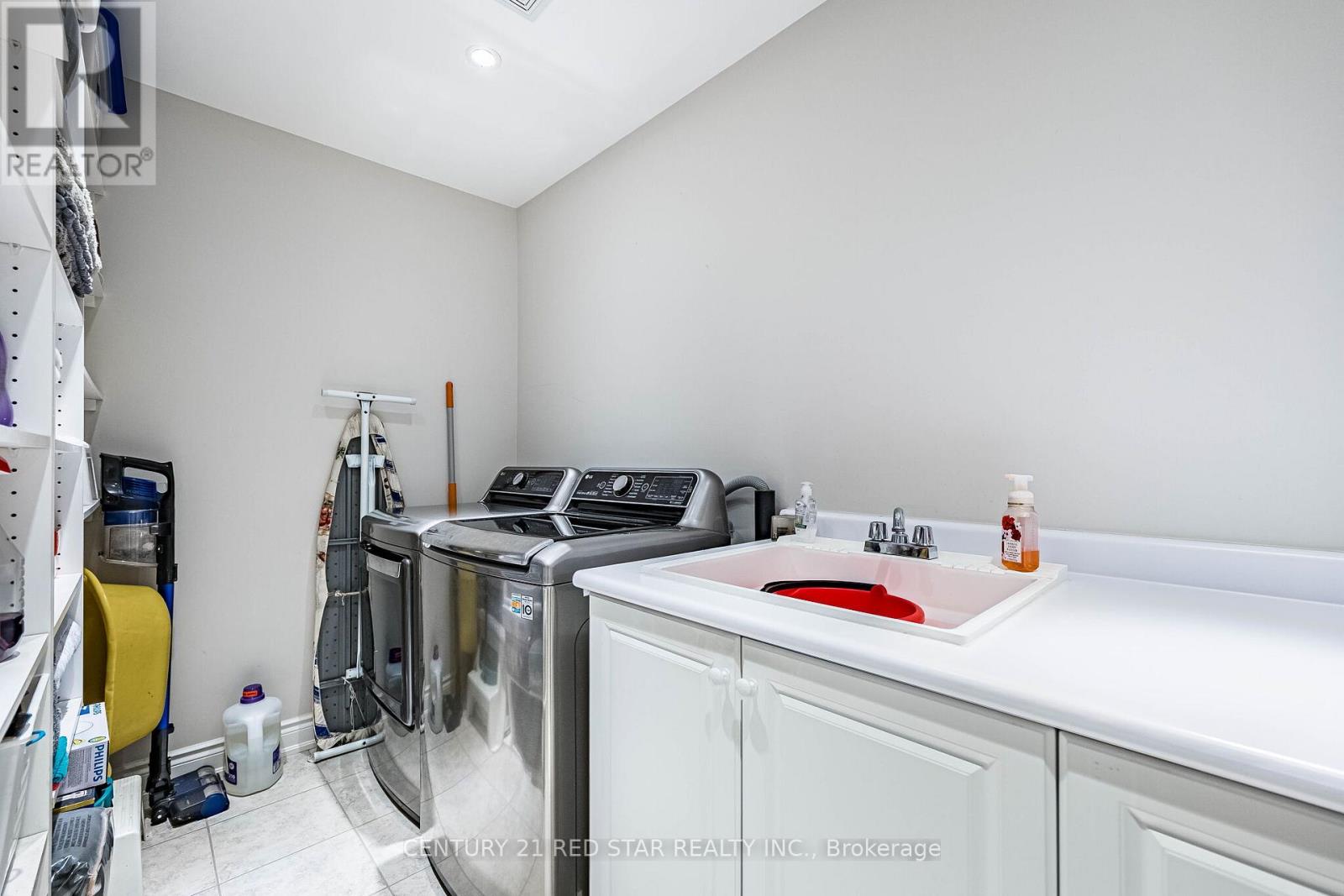 48 MORRA AVENUE - 32