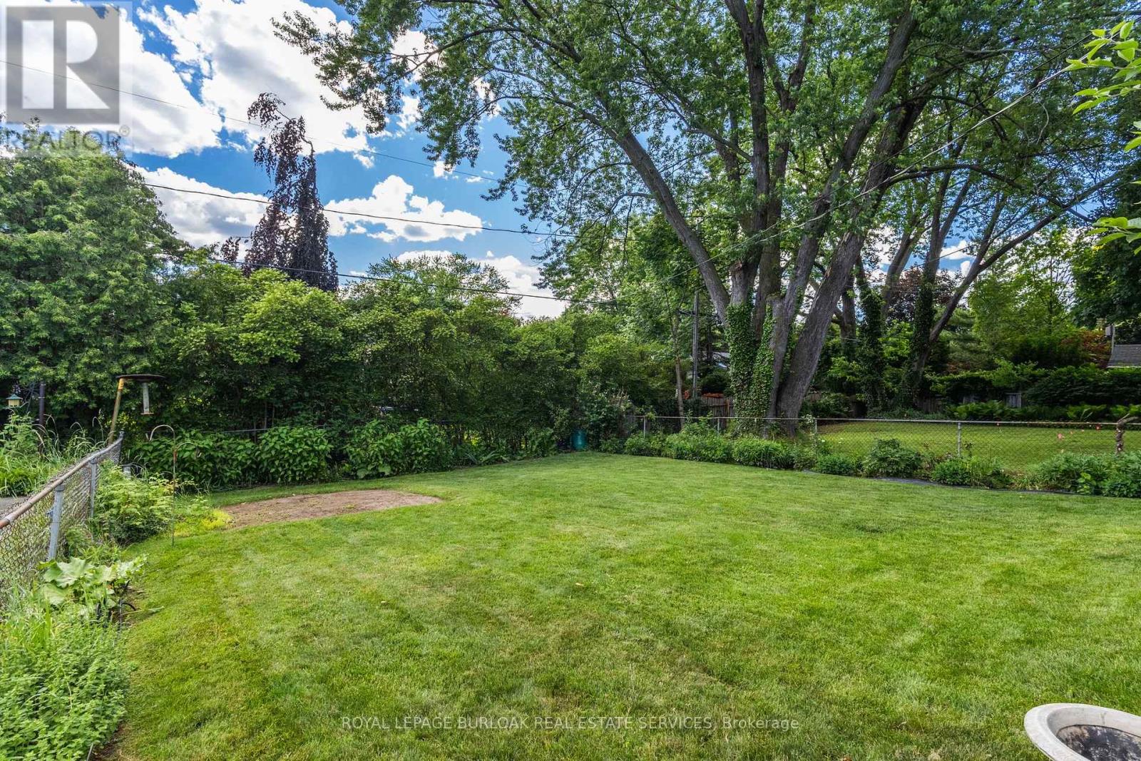 258 CAMELOT DRIVE - 38