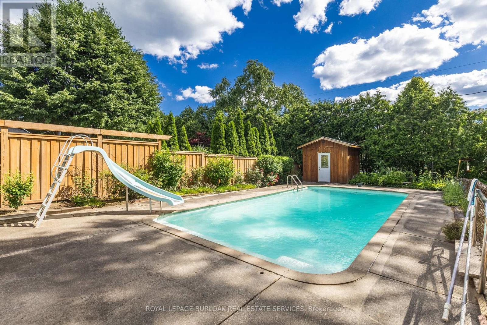 258 CAMELOT DRIVE - 39