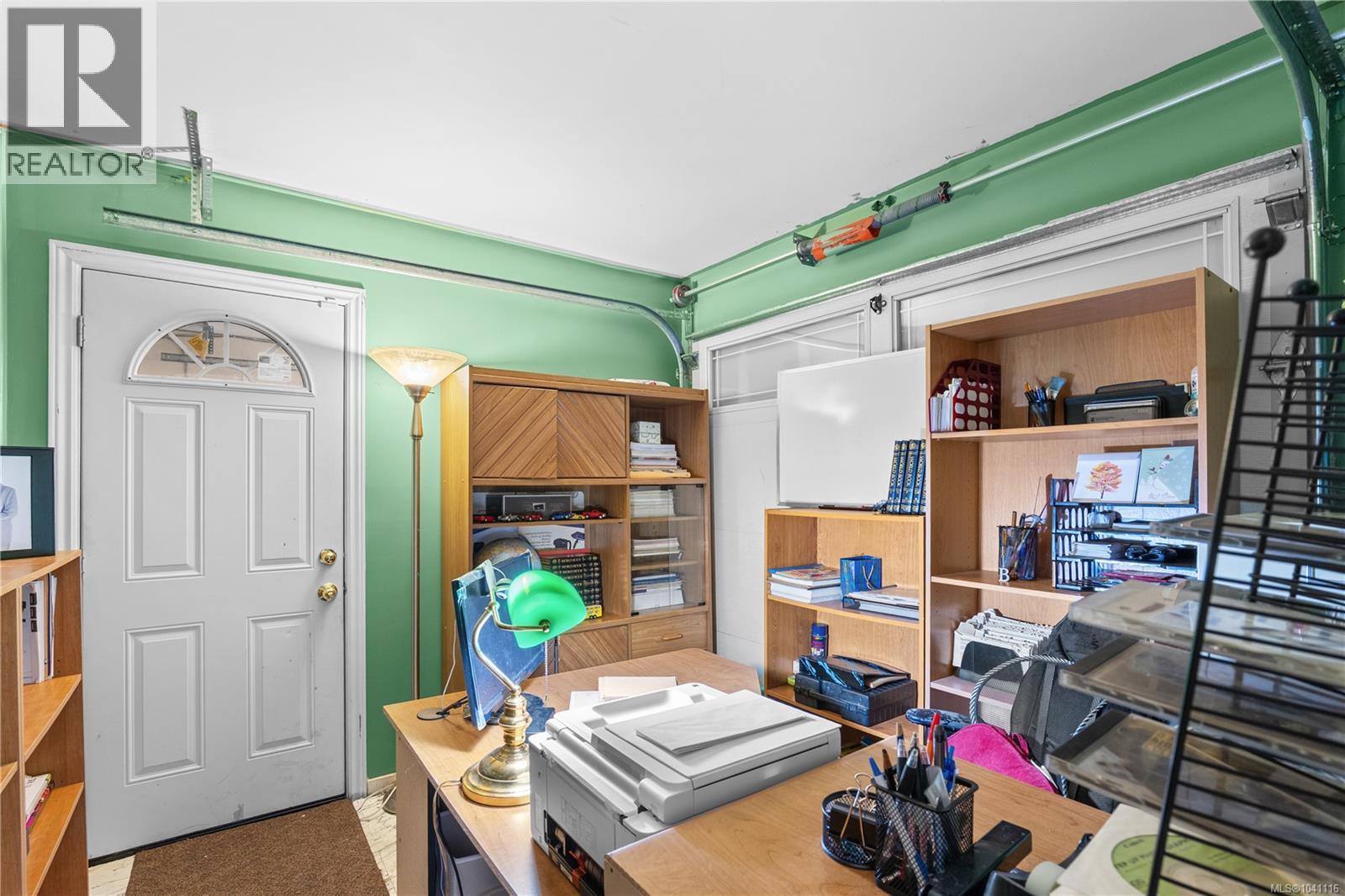 1615 Agnew Ave - 28
