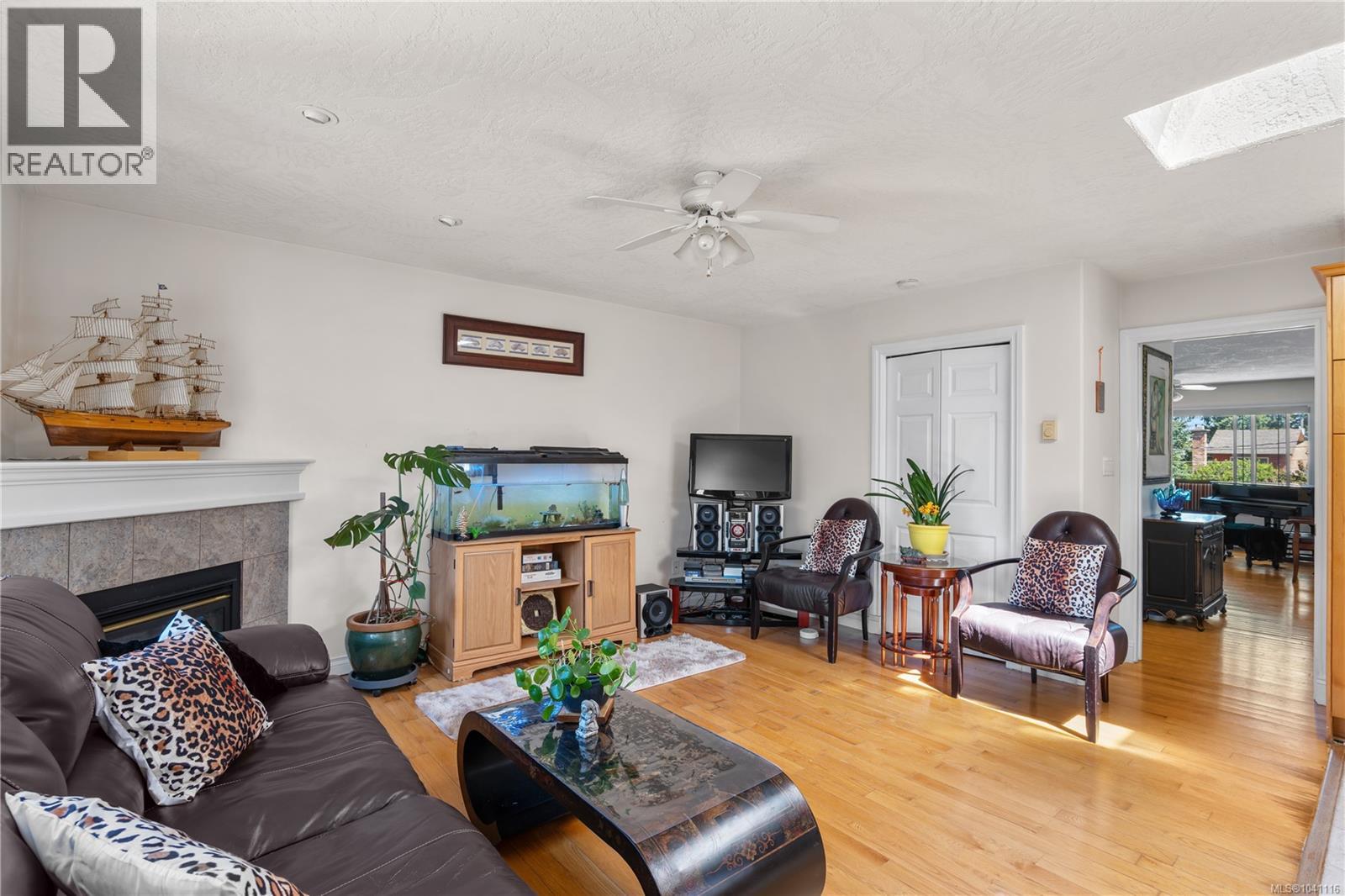 1615 Agnew Ave - 19