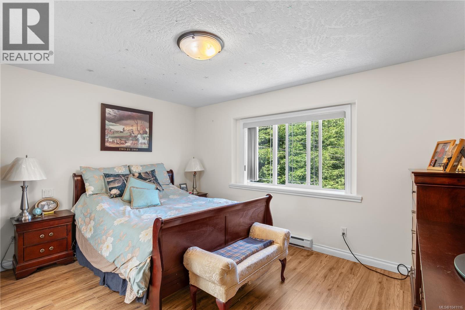 1615 Agnew Ave - 23