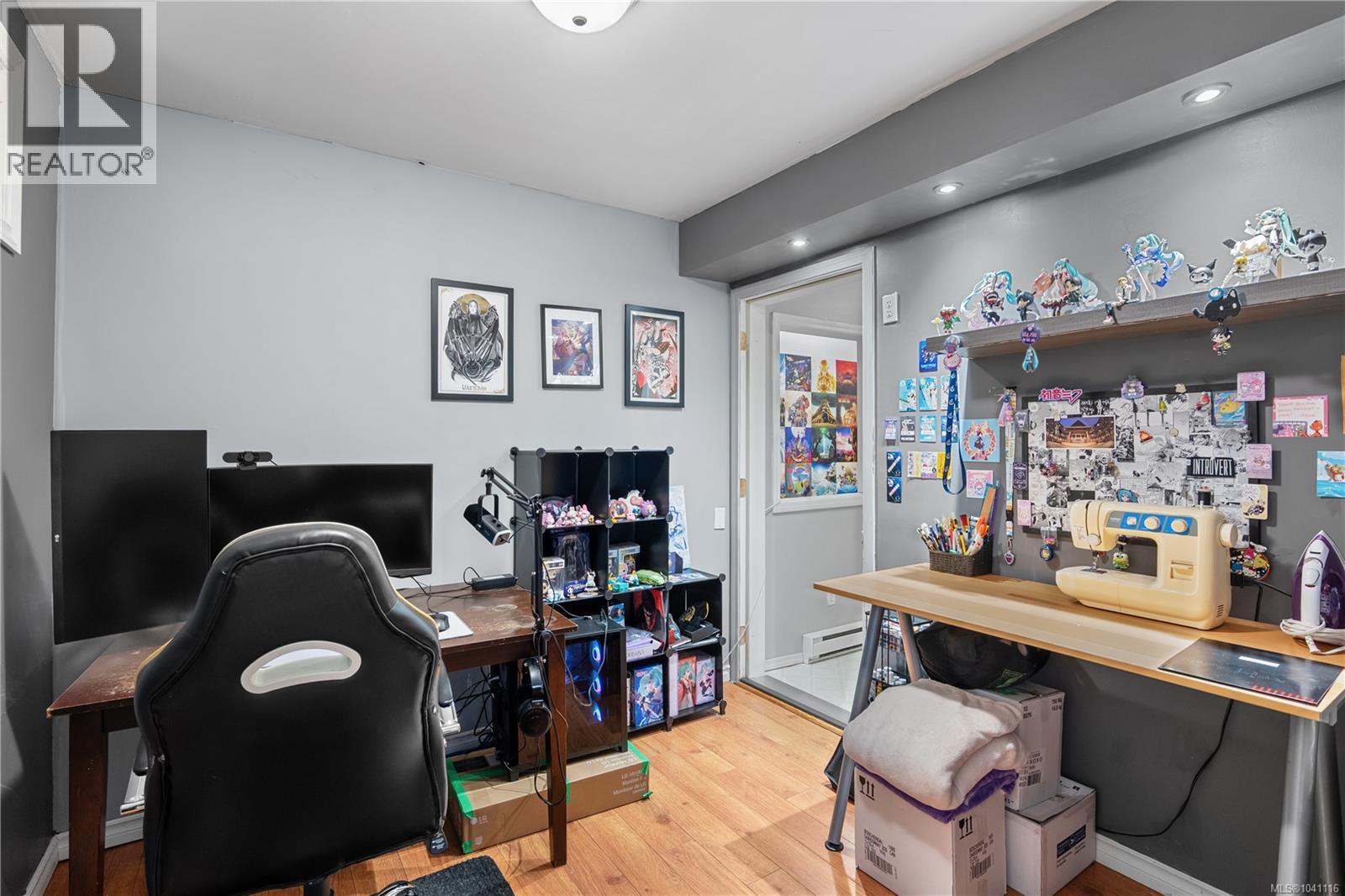1615 Agnew Ave - 35