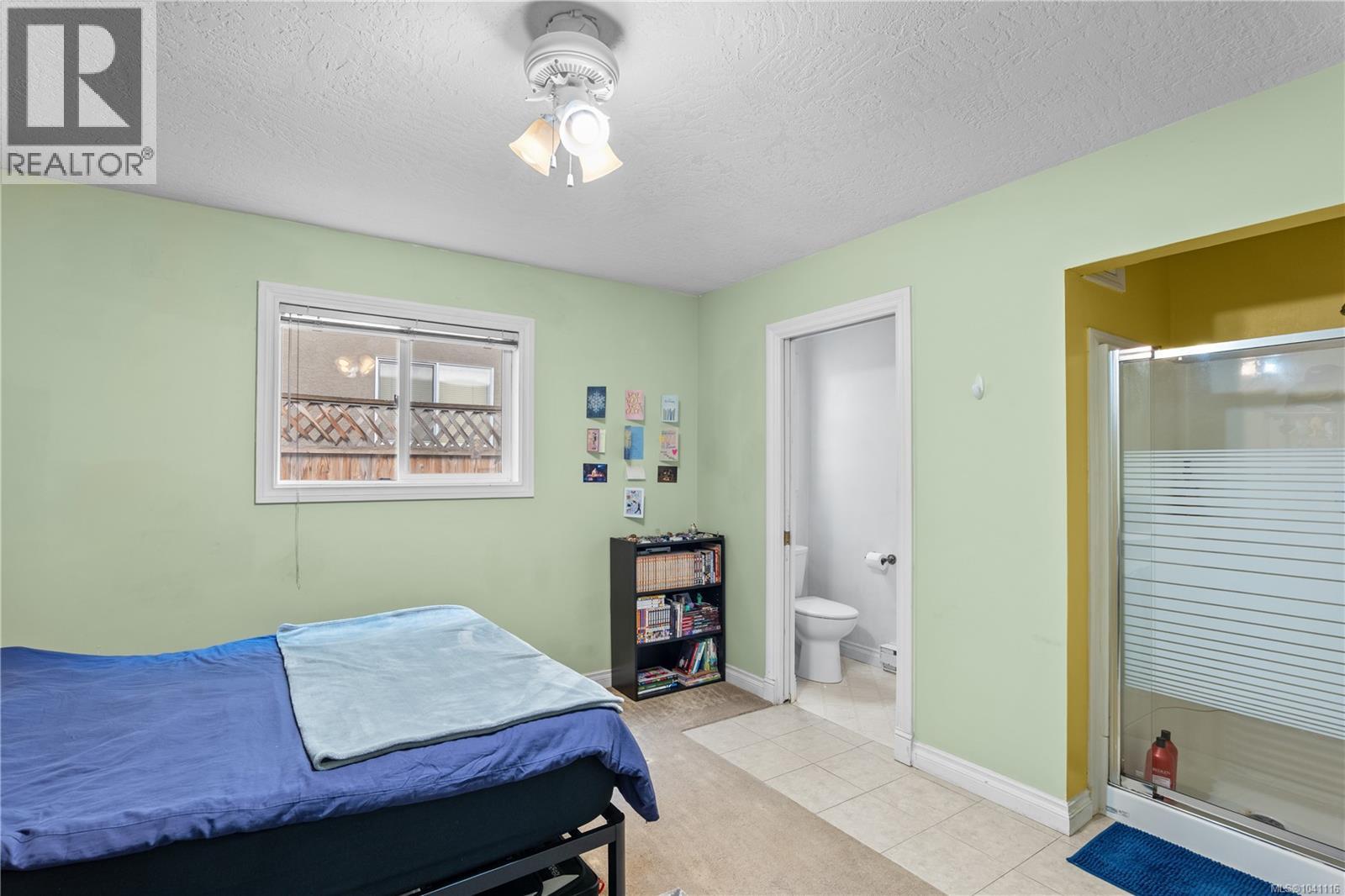 1615 Agnew Ave - 33