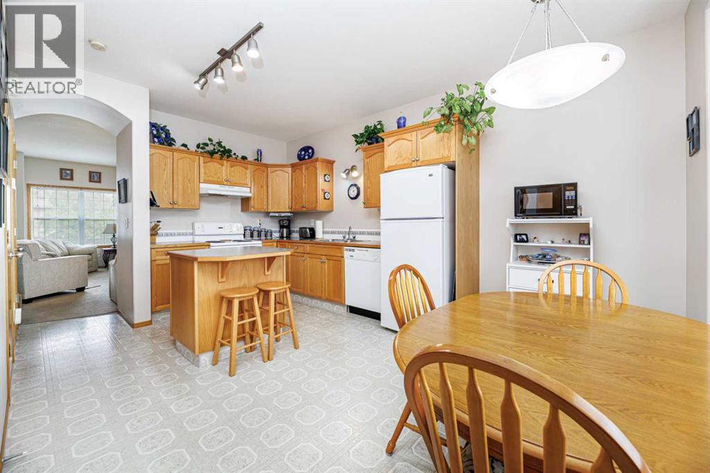 53 Adams Close — photo 7