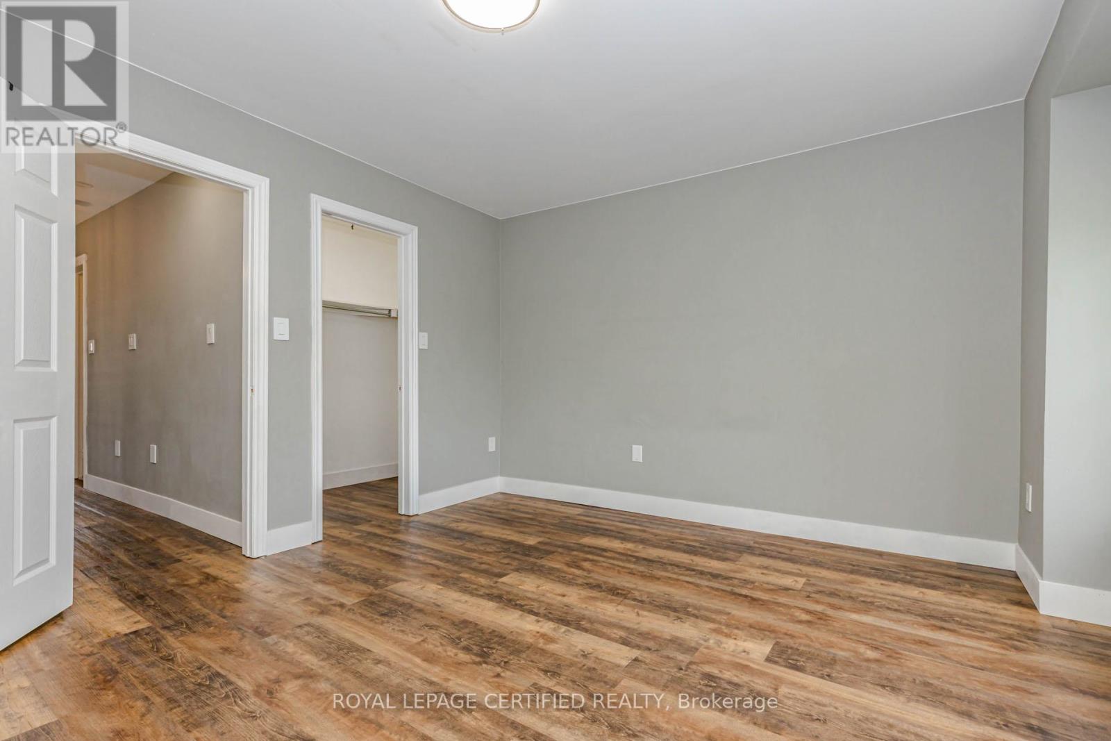 #1 1128 DUNDAS STREET W - 22