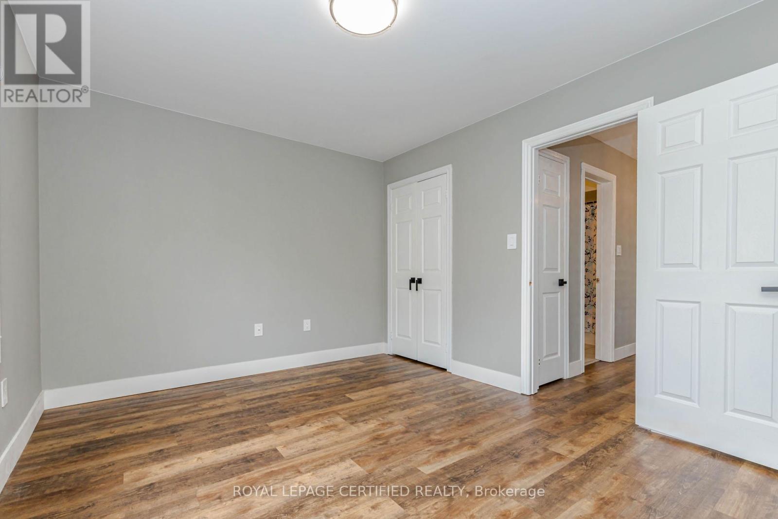 #1 1128 DUNDAS STREET W - 29