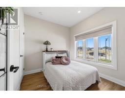 Mud room - 4 Postma Crescent, North Middlesex, ON N0M1A0 Photo 7