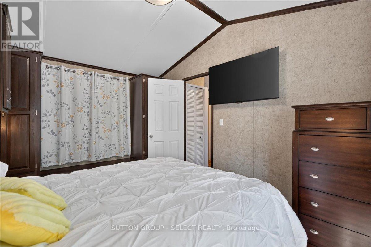 #400 8685 ROCK GLEN ROAD - 15