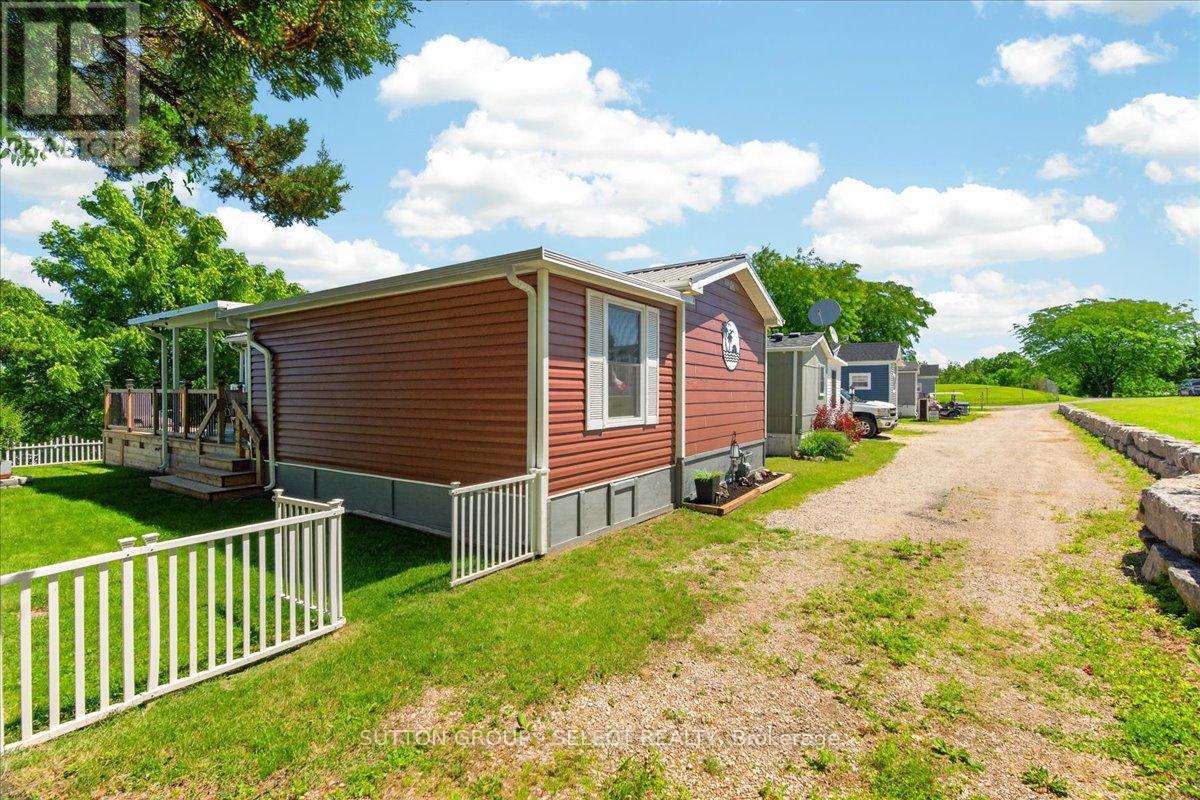 #400 8685 ROCK GLEN ROAD - 30