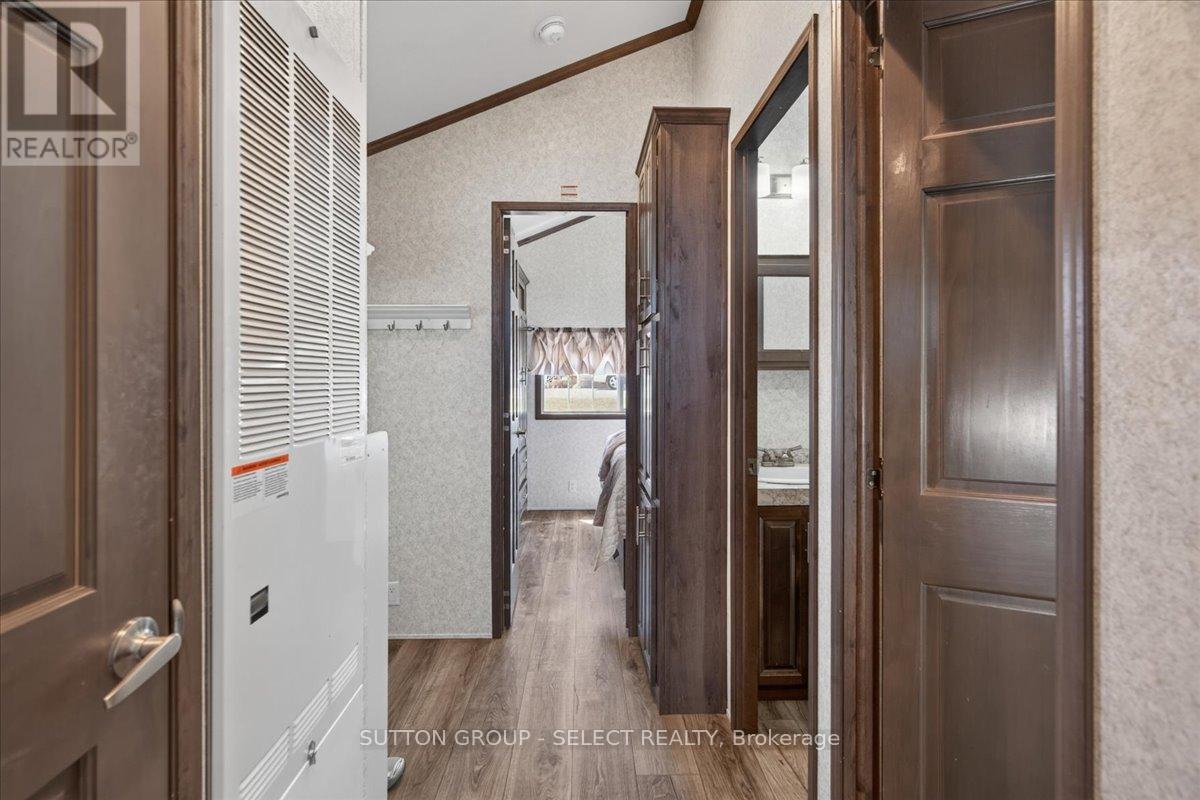 #402 8685 ROCK GLEN ROAD - 11