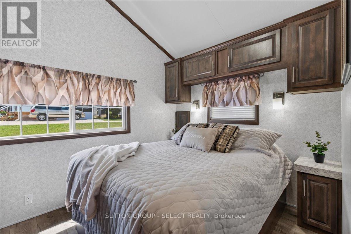 #402 8685 ROCK GLEN ROAD - 15
