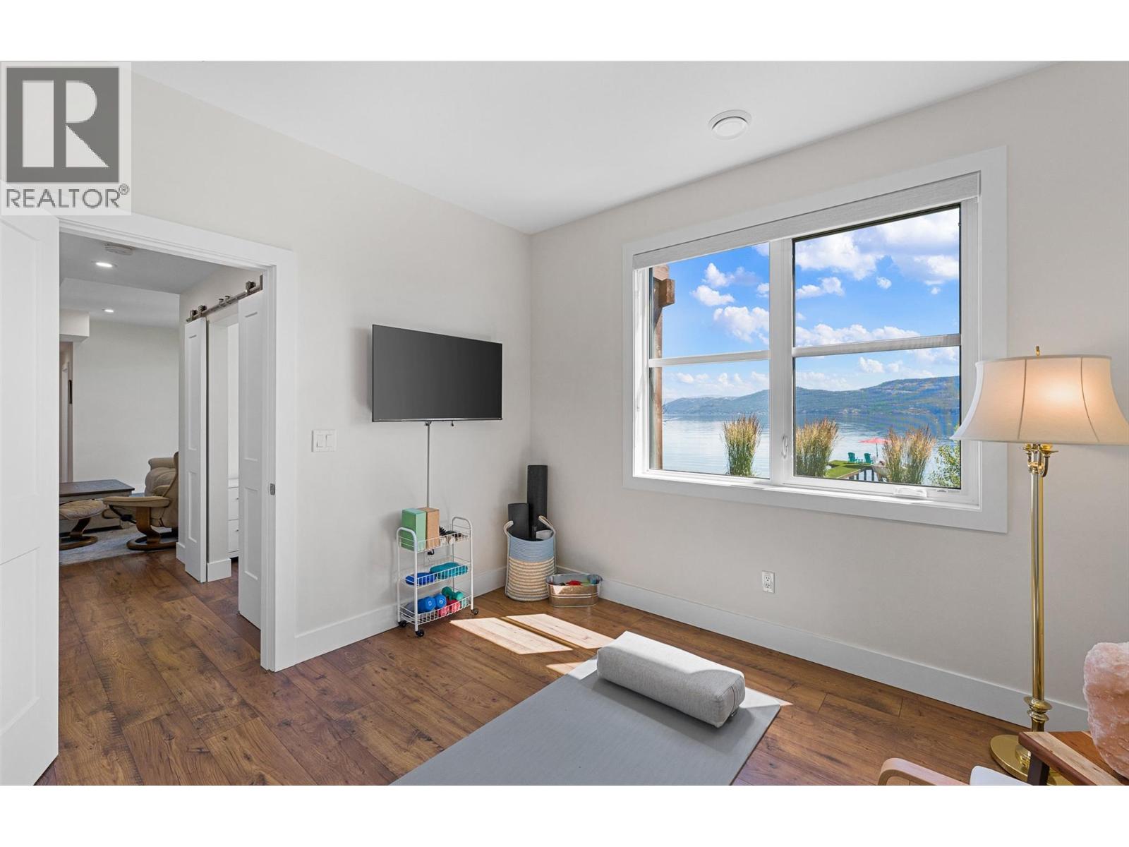 91 Beachwood Road, Vernon