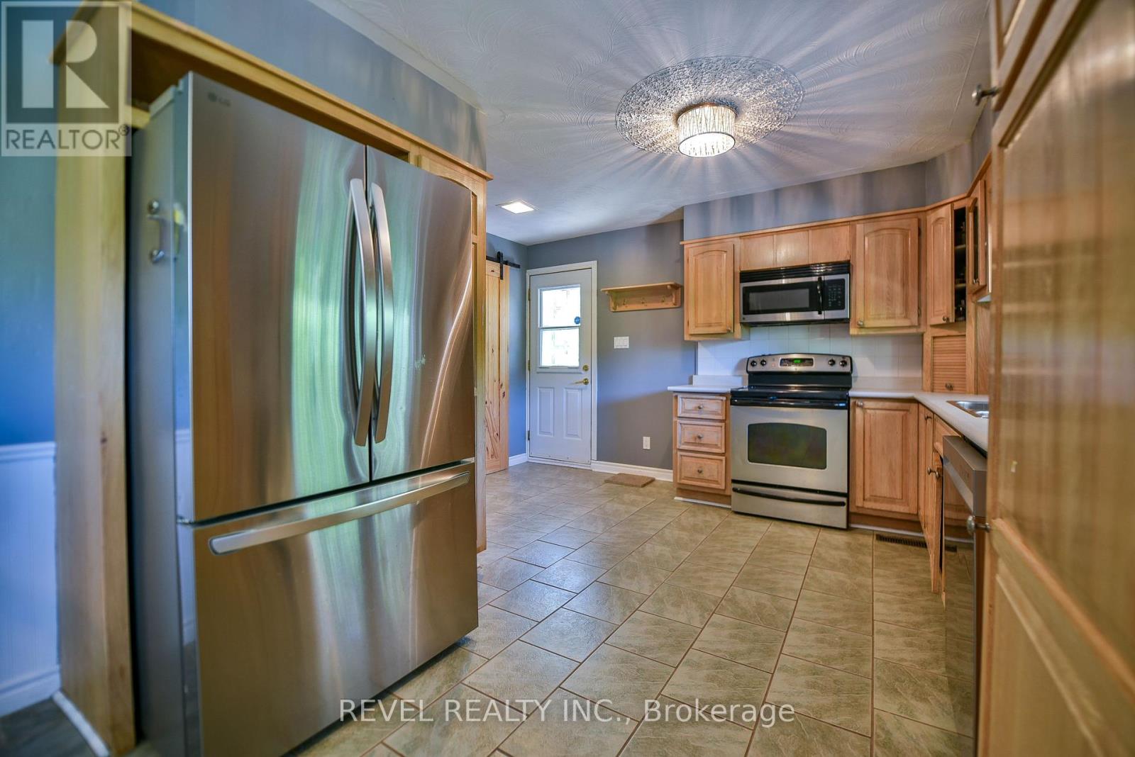 190 ANKERITE ROAD - 19