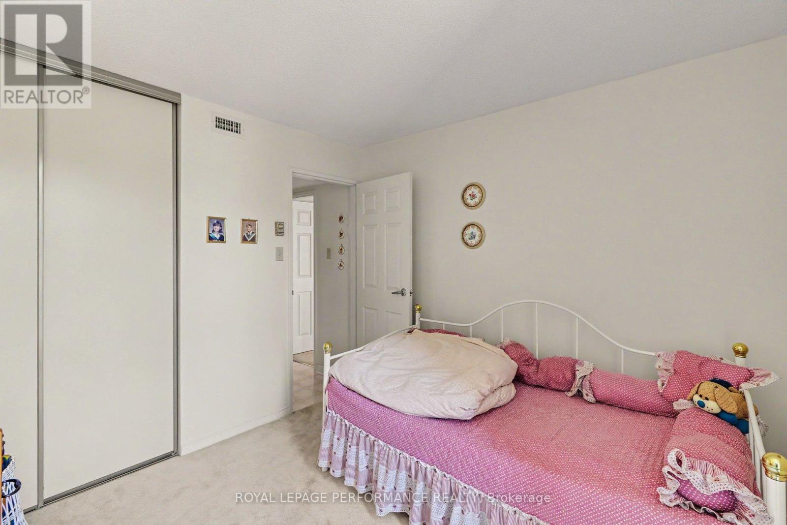 #304 340 CENTRUM BOULEVARD - 19