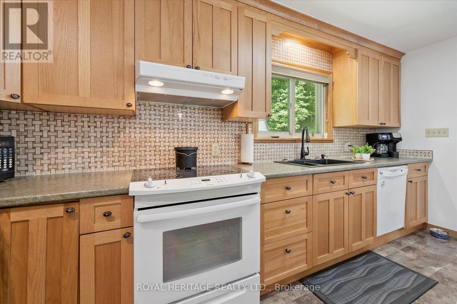 614 SIEBER ROAD E - 12