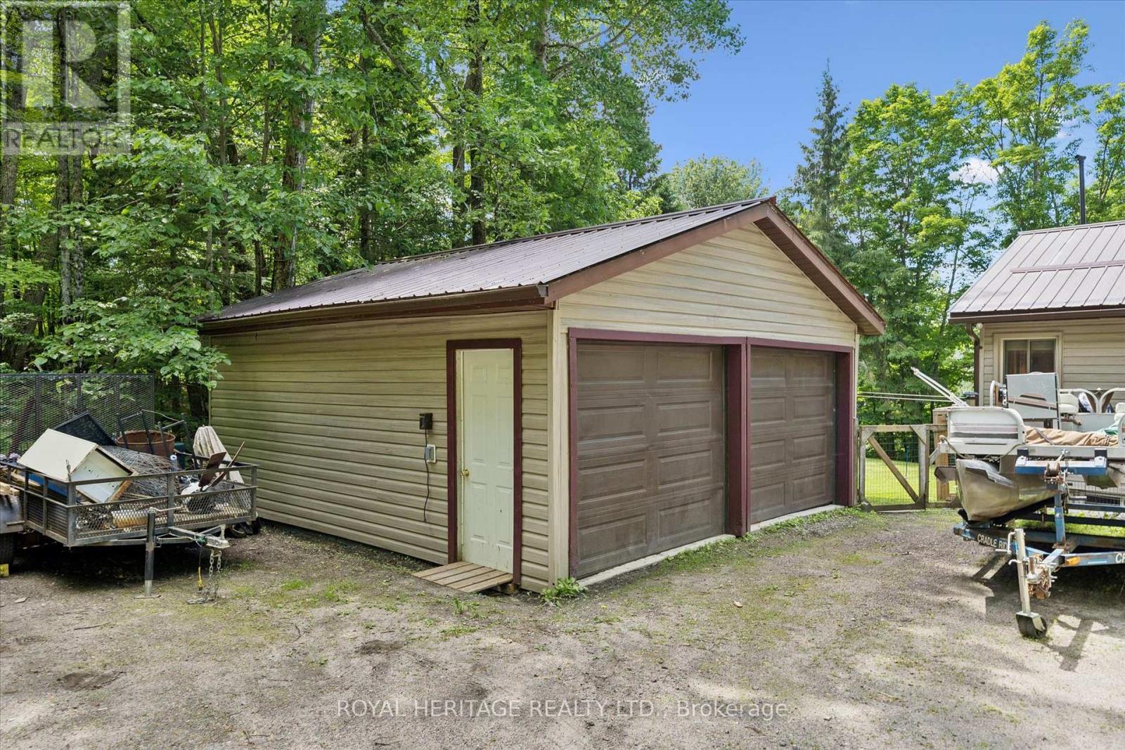 614 SIEBER ROAD E - 28