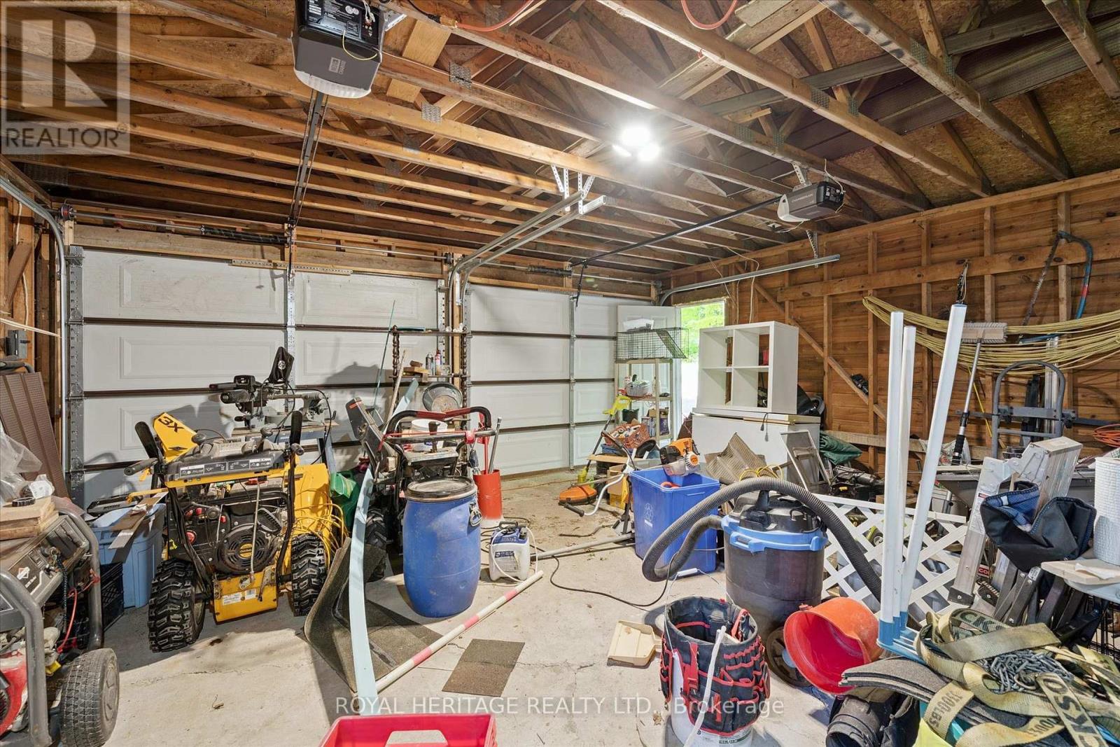 614 SIEBER ROAD E - 29