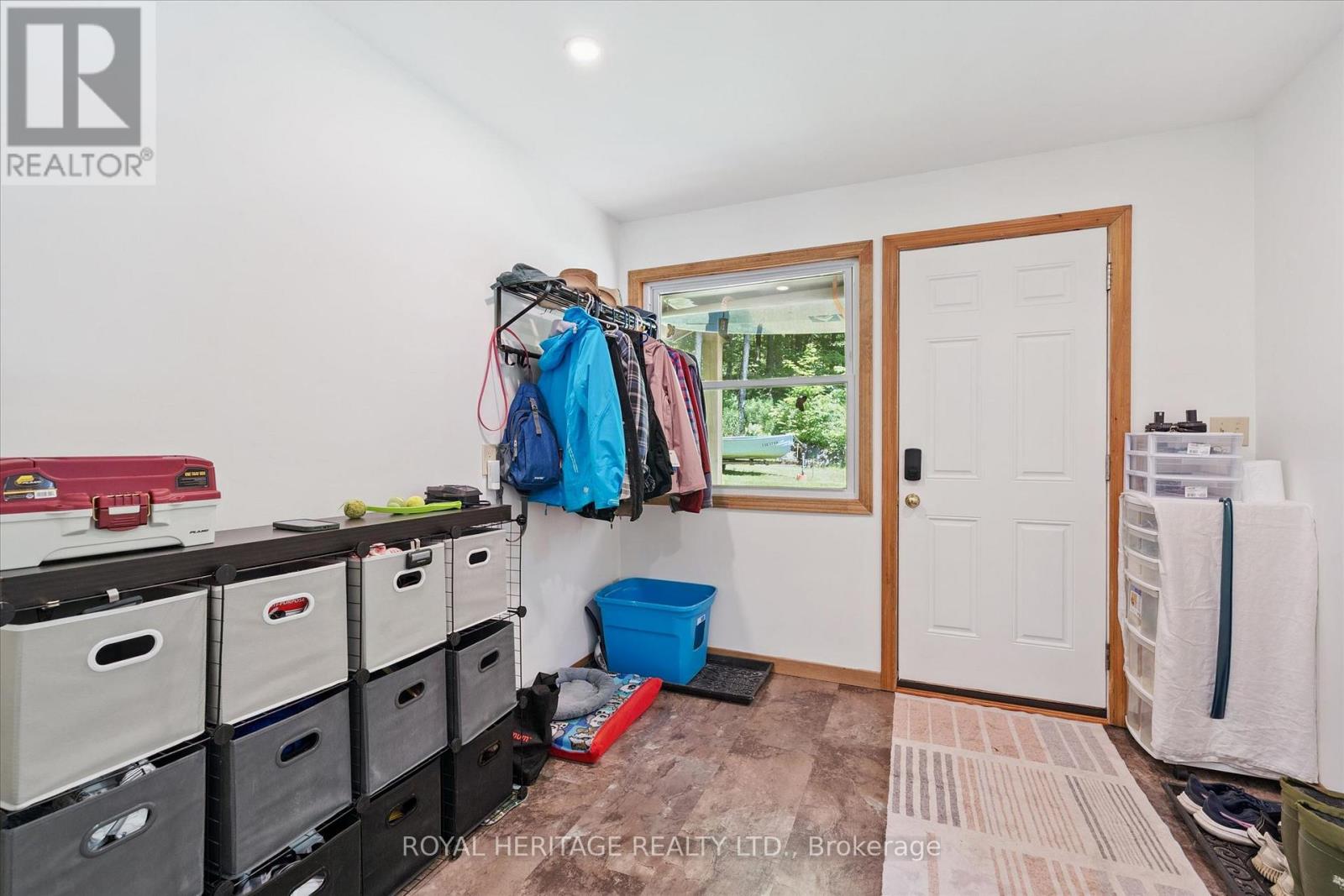 614 SIEBER ROAD E - 9