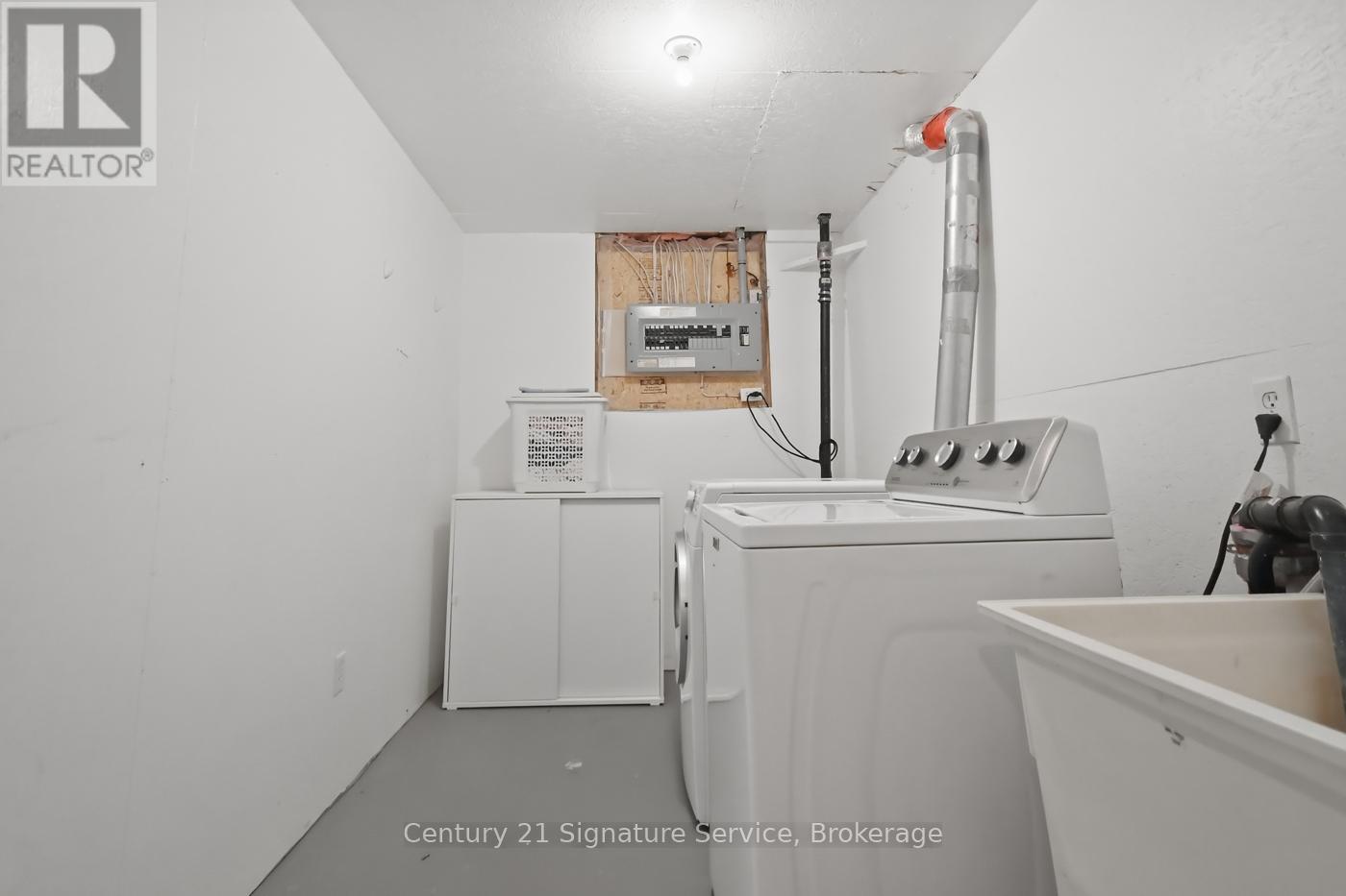 29 WILLVER DRIVE - 27