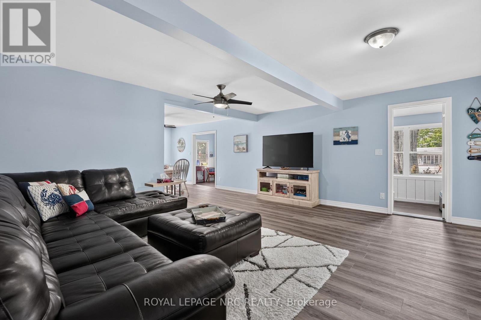 404 LAKEWOOD AVENUE - 19