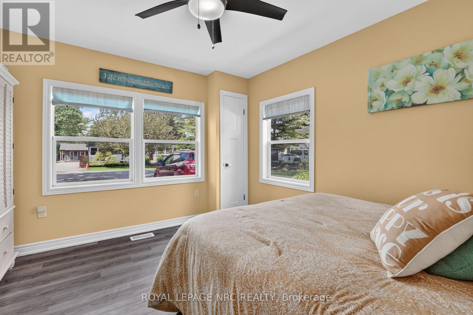 404 LAKEWOOD AVENUE - 24