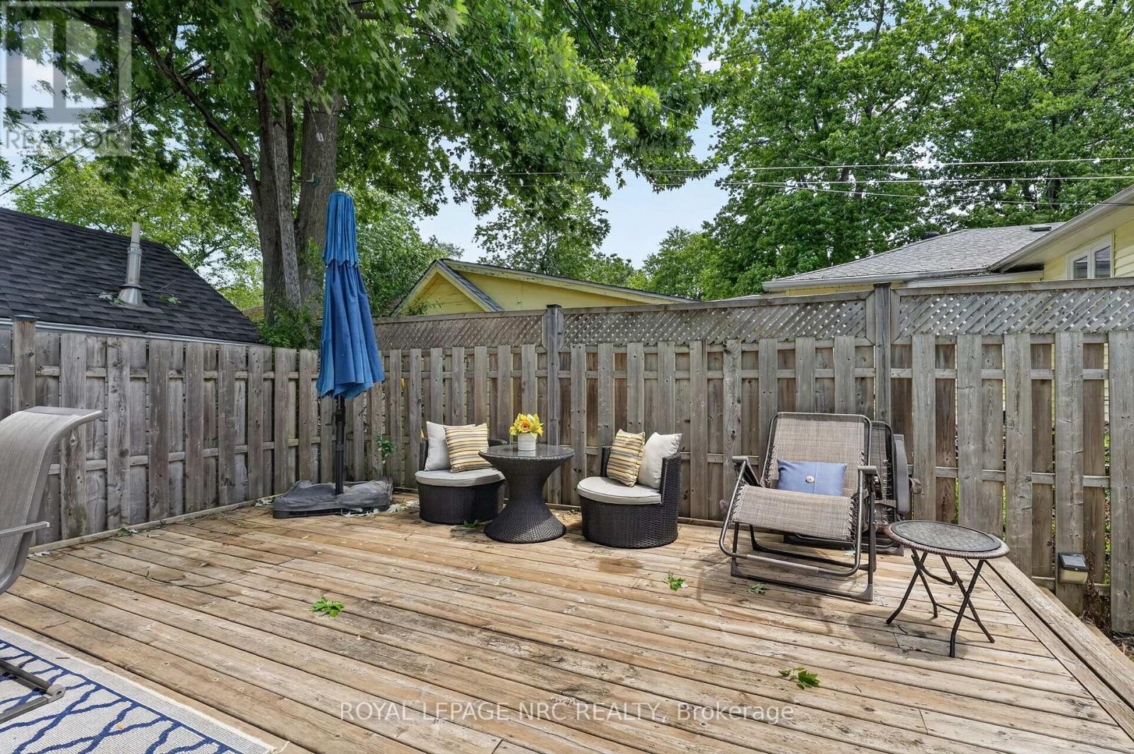 404 LAKEWOOD AVENUE - 38