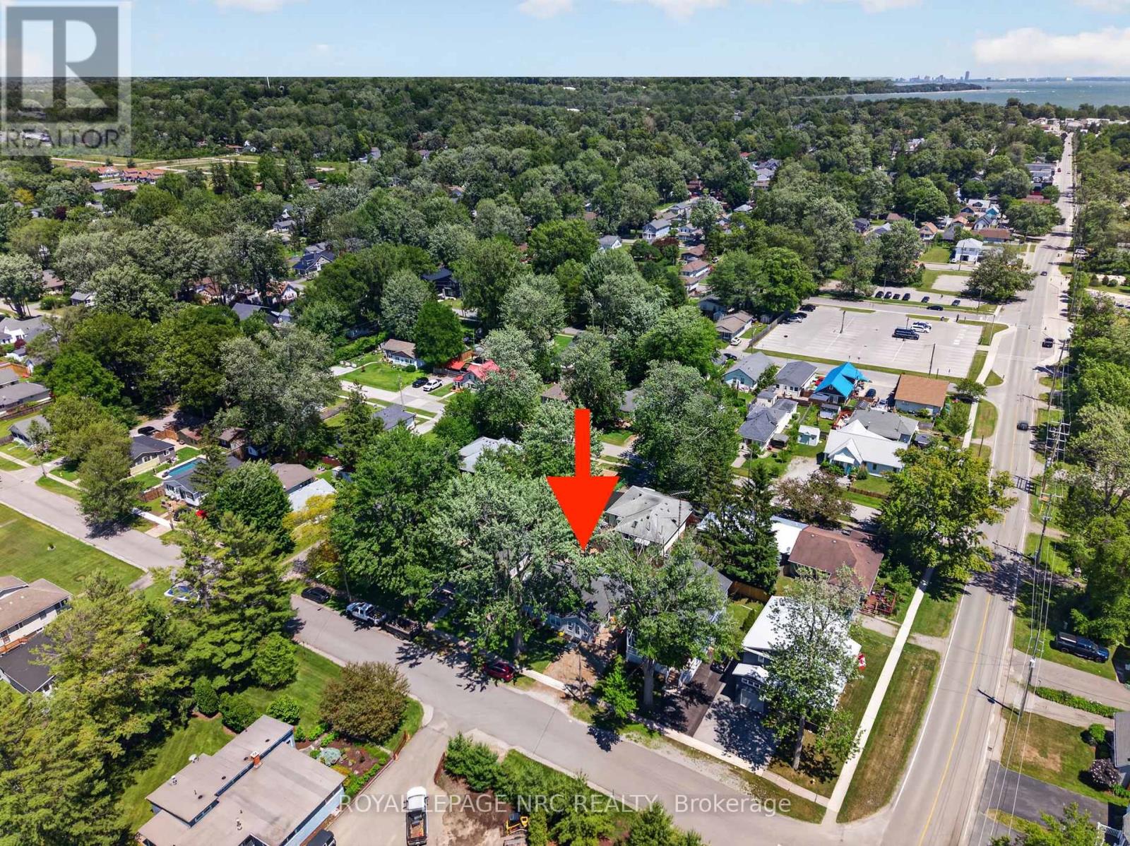404 LAKEWOOD AVENUE - 47