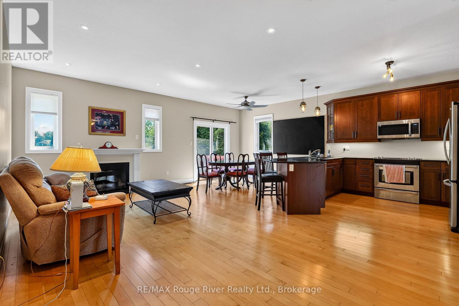 496 FOOTE CRESCENT - 17