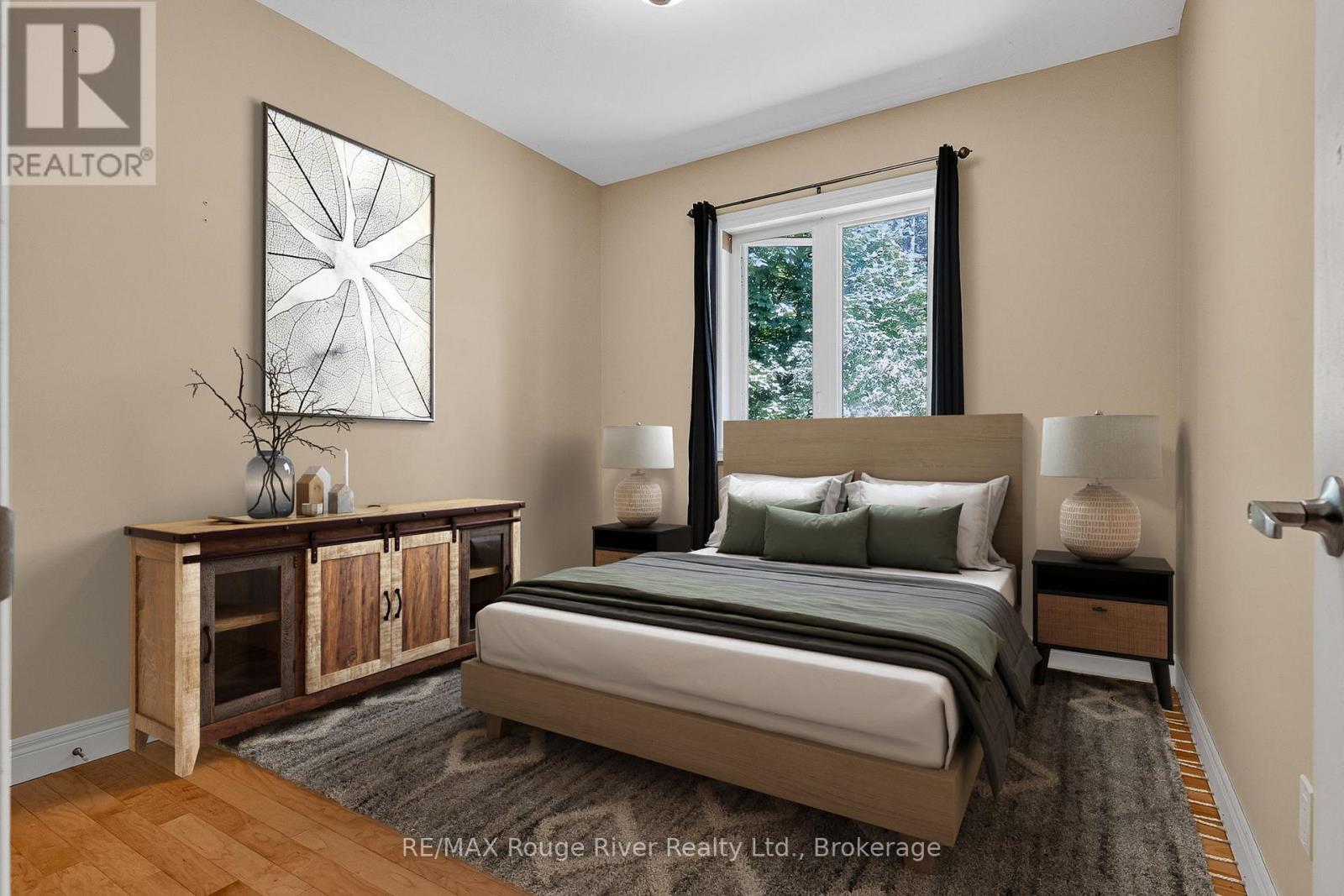 496 FOOTE CRESCENT - 30