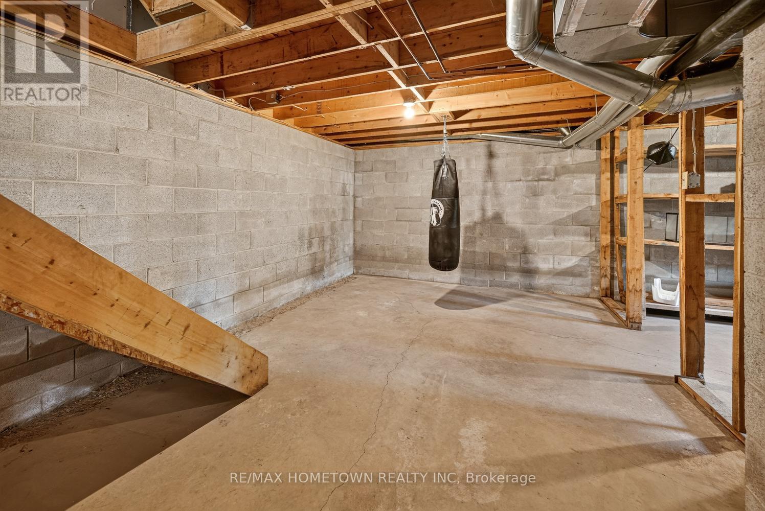 8110 WILTSIE ROAD - 40