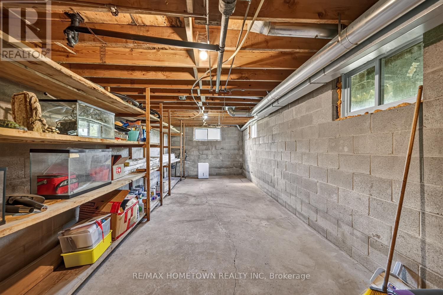 8110 WILTSIE ROAD - 41