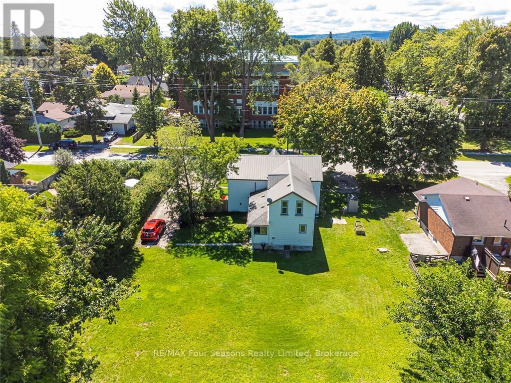 393 SECOND STREET - 3
