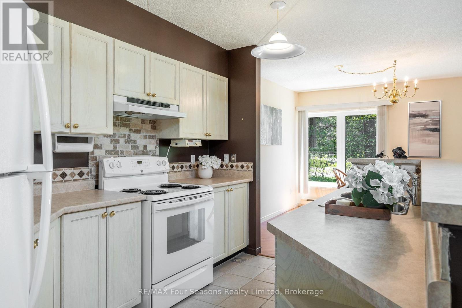 #1 783 JOHNSTON PARK AVENUE - 22